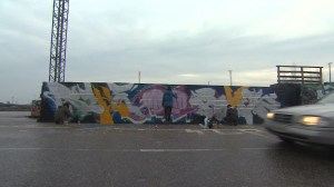 Spreijaajat Suvilahden graffitiseinällä